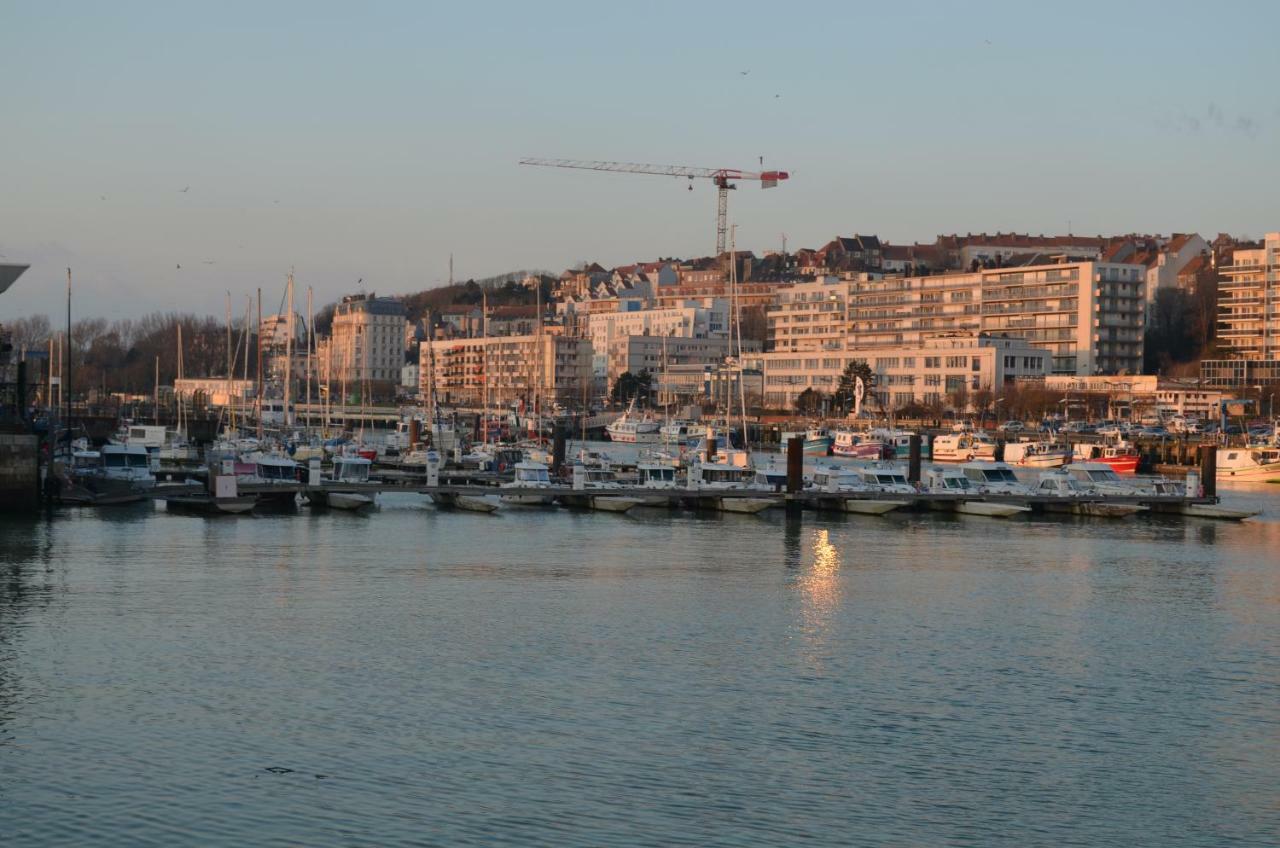 Appart Vue Sur Port Boulogne-sur-Mer Exteriör bild